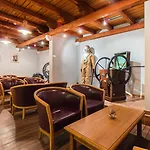 Spongiola Hotel 4*