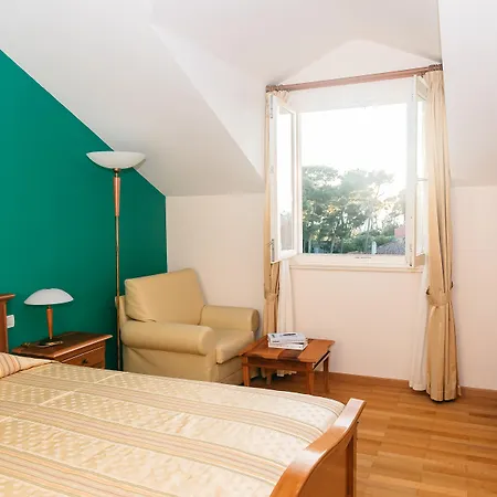 Hotel Spongiola Krapanj