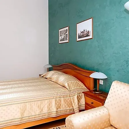 Spongiola Hotel Krapanj
