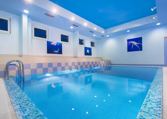 斯庞吉欧拉酒店 4*