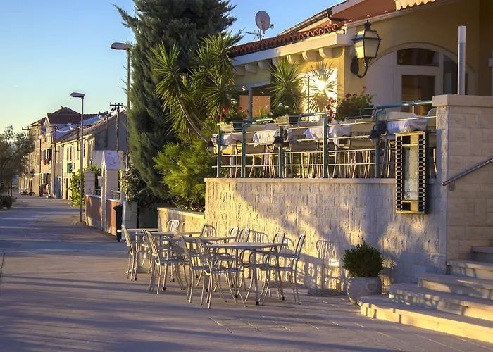 Spongiola 4* Krapanj